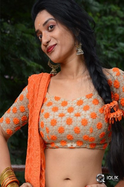 Janani-At-Laxmi-Devi-Samarpinchu-Nede-Chudandi-Motion-Poster-Launch